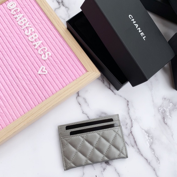 SOLD 😭 Chanel Large LOGO card holder - Picture 4 of 5